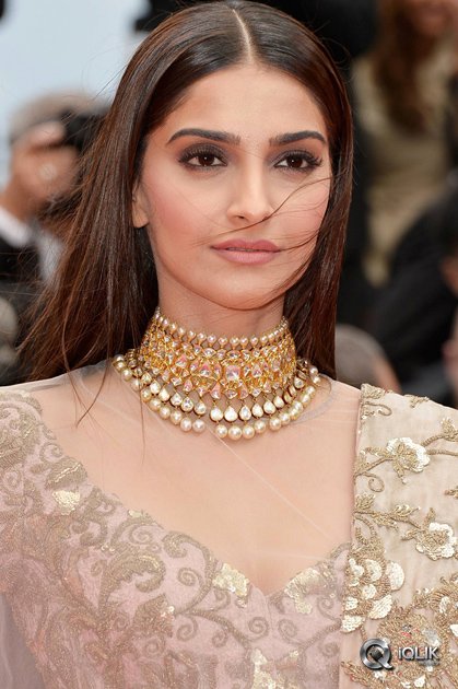 Sonam-Kapoor